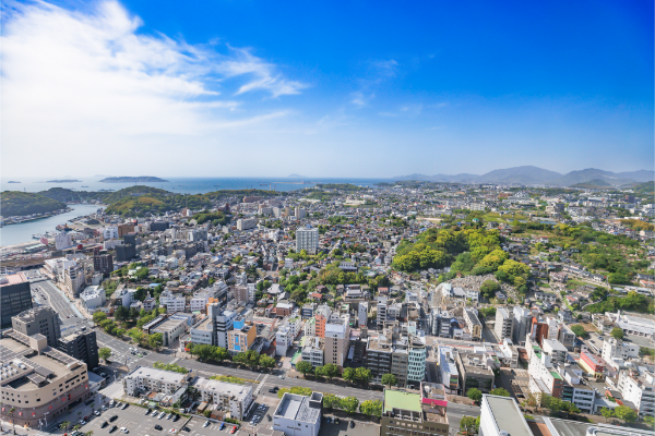 晴れ街の風景